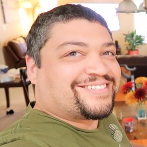 Meet your Posher, Antonio